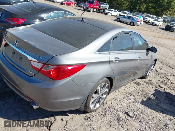 2013 Hyundai Sonata Limited with VIN 5NPEC4AB5DH640167, listed as a IAAI auction lot 40609887 with 93,611 mi miles and . Bid and sale history available at DreamBid. Image 4.