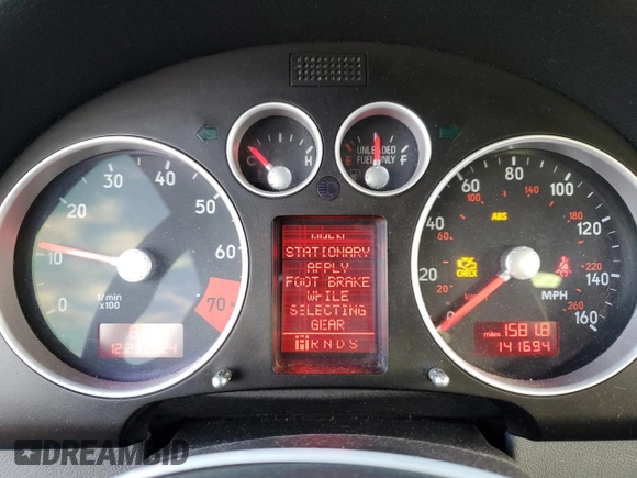 2005 Audi TT with VIN TRUSC28N951007578, listed as a Copart auction lot 86301094 with 141,694 mi miles and Salvage title. Bid and sale history available at DreamBid. Image 9.