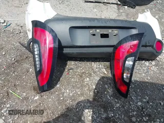 2016 Kia Soul z VIN KNDJN2A23G7362505, wystawiony jako IAAI lot #42280947 z przebiegiem 126 029 mil mil oraz . Historia ofert i sprzedaży dostępna na DreamBid. Obrazek 12.