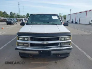 1997 Chevrolet Silverado 1500 with VIN 1GCEK19R5VE232708, listed as a IAAI auction lot 42197468 with 208,458 mi miles and . Bid and sale history available at DreamBid. Image 12.