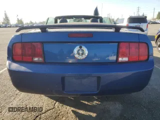 2007 Ford Mustang Deluxe with VIN 1ZVHT84N275199884, listed as a Copart auction lot 46511415 with 180,924 mi miles and Clean Title. Bid and sale history available at carsss.com. Image 6.
