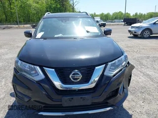 2019 Nissan Rogue SV with VIN JN8AT2MV8KW379699, listed as a IAAI auction lot 42132661 with 1 mi miles. Bid and sale history available at carsss.com. Image 11.