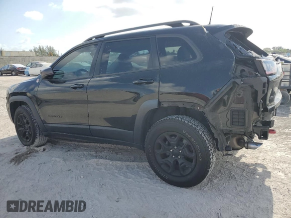 2019 Jeep Cherokee Trailhawk с VIN 1C4PJMBXXKD342371, выставлен на аукционе Copart как лот 55144715 с пробегом 78 433 миль миль и Списание • Salvage title. История ставок и продаж доступна на DreamBid. Изображение 2.