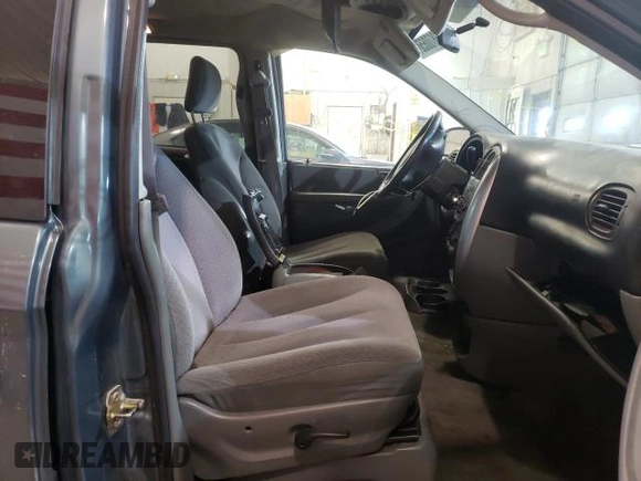 2006 Chrysler Town & Country LWB Touring with VIN 2A4GP54L26R745658, listed as a Copart auction lot 51740881 with 290,535 mi miles and Salvage Title. Bid and sale history available at carsss.com. Image 5.
