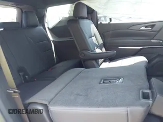 2025 Chevrolet Traverse FWD LT with VIN 1GNERGRS7SJ144304, listed as a IAAI auction lot 42522424 with 4,081 mi miles and . Bid and sale history available at DreamBid. Image 8.