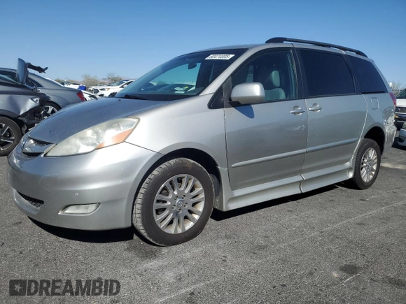 2010 Toyota Sienna XLE with VIN 5TDYK4CC3AS324570, listed as a Copart auction lot 60474005 with 259,128 mi miles and Salvage title. Bid and sale history available at DreamBid. Image 1.