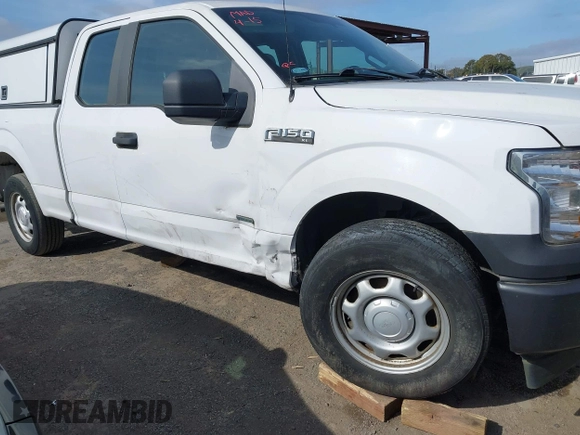 2017 Ford F-150 XL with VIN 1FTEX1CG0HKC30914, listed as a IAAI auction lot 42013147 with 40,279 mi miles. Bid and sale history available at carsss.com. Image 6.
