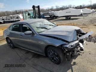 2025 BMW 3 Series 330i xDrive with VIN 3MW89CW01S8F01583, listed as a Copart auction lot 88934895 with 4,134 mi miles and Clean Title. Bid and sale history available at carsss.com. Image 4.