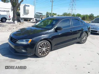 2016 Volkswagen Jetta Sport z VIN 3VWD17AJ9GM412257, wystawiony jako IAAI lot #41880133 z przebiegiem 119 692 mil mil oraz . Historia ofert i sprzedaży dostępna na DreamBid. Obrazek 2.