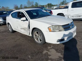2011 Dodge Avenger Heat with VIN 1B3BD1FG8BN517092, listed as a IAAI auction lot 41877549 with NaN miles. Bid and sale history available at carsss.com. Image 1.