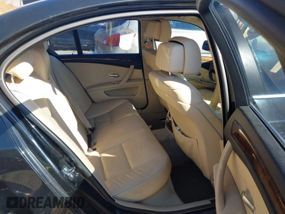 2008 BMW 5 Series 528xi with VIN WBANV13598CZ54306, listed as a IAAI auction lot 41779114 with 118,200 mi miles. Bid and sale history available at carsss.com. Image 8.