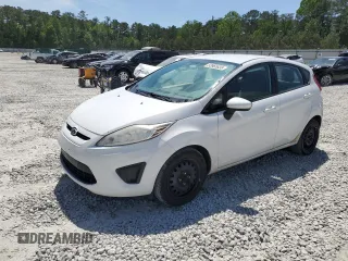 2013 Ford Fiesta S z VIN 3FADP4TJ0DM161708, wystawiony jako Copart lot #53965835 z przebiegiem 170 275 mil mil oraz Szkoda całkowita • Salvage title. Historia ofert i sprzedaży dostępna na DreamBid. Obrazek 1.