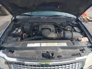 1999 Ford Expedition XLT with VIN 1FMPU18L4XLB75749, listed as a IAAI auction lot 42497268 with 253,765 mi miles and . Bid and sale history available at DreamBid. Image 10.