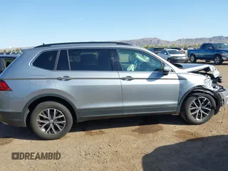 2019 Volkswagen Tiguan SE with VIN 3VV2B7AX1KM170926, listed as a IAAI auction lot 41953801 with 54,361 mi miles and . Bid and sale history available at DreamBid. Image 13.