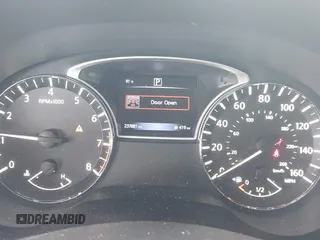 2016 Nissan Pathfinder S with VIN 5N1AR2MN8GC637220, listed as a IAAI auction lot 42382682 with 237,881 mi miles and . Bid and sale history available at DreamBid. Image 7.