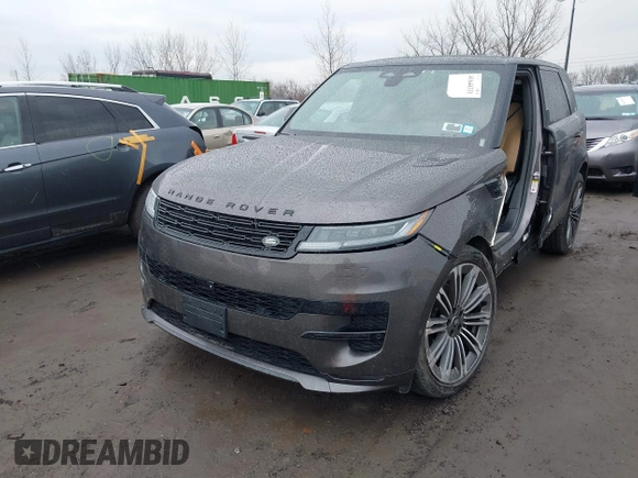 2024 Land Rover Range Rover Sport Dynamic SE with VIN SAL1L9FU6RA179154, listed as a IAAI auction lot 41644331 with 16,978 mi miles and . Bid and sale history available at DreamBid. Image 18.