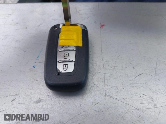 2013 Hyundai Sonata Limited with VIN 5NPEC4AC8DH668294, listed as a IAAI auction lot 41884592 with 137,709 mi miles and . Bid and sale history available at DreamBid. Image 11.