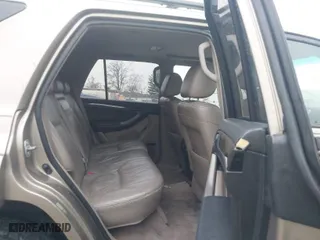 2006 Toyota 4Runner Limited with VIN JTEBT17R568030272, listed as a IAAI auction lot 41958596 with 220,847 mi miles. Bid and sale history available at carsss.com. Image 8.