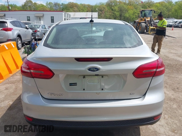 2016 Ford Focus SE with VIN 1FADP3F23GL373801, listed as a IAAI auction lot 42083360 with 52,993 mi miles and . Bid and sale history available at DreamBid. Image 16.