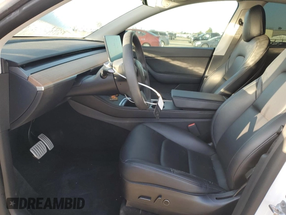 2022 Tesla Model Y Performance with VIN 7SAYGDEF0NF397241, listed as a Copart auction lot 46488005 with 37,422 mi miles and Salvage Title. Bid and sale history available at DreamBid. Image 7.
