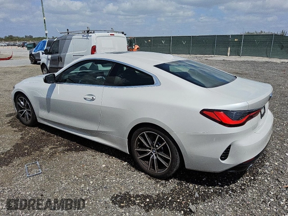 2025 BMW 4 Series 430i with VIN WBA43DA01SCT01356, listed as a Copart auction lot 53862335 with 17,451 mi miles and Clean title. Bid and sale history available at DreamBid. Image 2.