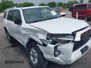 2016 Toyota 4Runner Limited with VIN JTEBU5JR1G5387870, listed as a IAAI auction lot 41944390 with 145,876 mi miles and . Bid and sale history available at DreamBid. Image 6.
