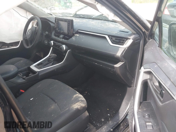 2021 Toyota RAV4 LE with VIN 2T3F1RFV7MC244066, listed as a IAAI auction lot 42492496 with 40,153 mi miles and . Bid and sale history available at DreamBid. Image 5.