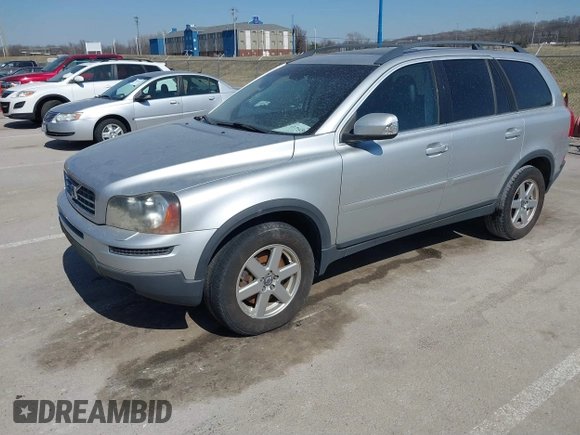 2007 Volvo XC90 I6 with VIN YV4CY982X71359986, listed as a IAAI auction lot 41764565 with 199,208 mi miles. Bid and sale history available at carsss.com. Image 2.