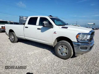 2024 Ram 2500 Tradesman with VIN 3C6UR5HL7RG282673, listed as a Copart auction lot 62127715 with 3,338 mi miles and Salvage title. Bid and sale history available at DreamBid. Image 4.