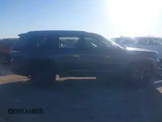 2021 Jeep Grand Cherokee Altitude z VIN 1C4RJKAG7M8209612, wystawiony jako IAAI lot #41695777 z przebiegiem 57 672 mil mil oraz . Historia ofert i sprzedaży dostępna na DreamBid. Obrazek 14.