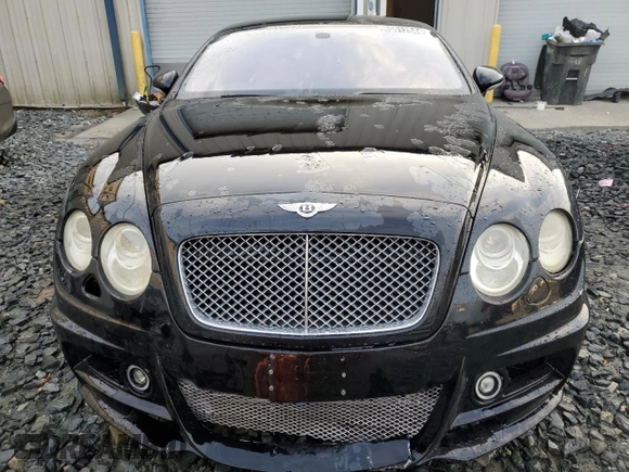 2005 Bentley Continental GT GT z VIN SCBCR63W55C027421, wystawiony jako Copart lot #85012544 z przebiegiem 105 198 mil mil oraz Czysty tytuł • Clean title. Historia ofert i sprzedaży dostępna na DreamBid. Obrazek 5.