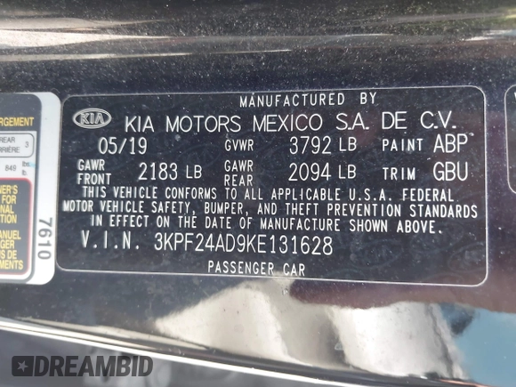 2019 Kia Forte LXS z VIN 3KPF24AD9KE131628, wystawiony jako IAAI lot #42657093 z przebiegiem 163 737 mil mil oraz . Historia ofert i sprzedaży dostępna na DreamBid. Obrazek 9.