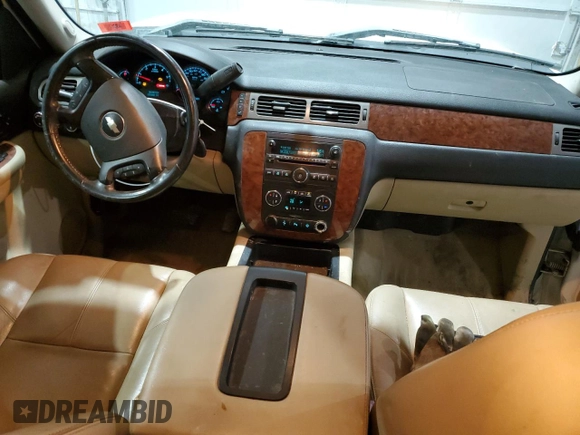 2008 Chevrolet Silverado 1500 LTZ with VIN 1GCEK19J98E195693, listed as a Copart auction lot 46072095 with 239,888 mi miles and Salvage Title. Bid and sale history available at DreamBid. Image 8.