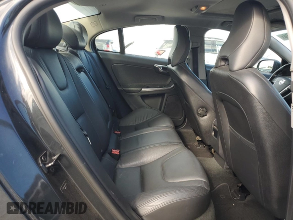 2013 Volvo S60 T5 Premier with VIN YV1612FS8D2232393, listed as a Copart auction lot 70496974 with 132,930 mi miles and Clean Title. Bid and sale history available at carsss.com. Image 10.