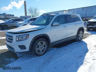 2021 Mercedes-Benz GLB with VIN W1N4M4HB6MW110842, listed as a IAAI auction lot 41262085 with 1 mi miles. Bid and sale history available at carsss.com. Image 17.