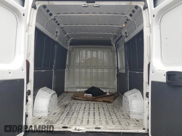 2019 Ram ProMaster Cargo with VIN 3C6TRVCG2KE539424, listed as a Copart auction lot 41985374 with 80,597 mi miles and . Bid and sale history available at DreamBid. Image 10.