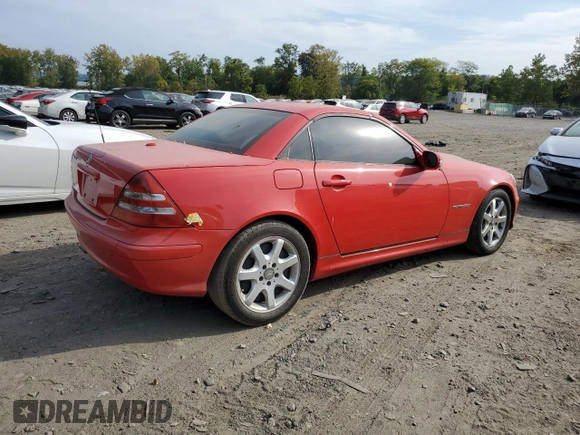 2002 Mercedes-Benz SLK-Class 2.3L Kompressor with VIN WDBKK49F22F249805, listed as a Copart auction lot 71058304 with 57,850 mi miles and Salvage Title. Bid and sale history available at carsss.com. Image 3.