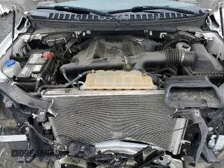 2018 Ford Expedition Platinum с VIN 1FMJU1MT0JEA02737, выставлен на аукционе Copart как лот 43382095 с пробегом 88 380 миль миль и Списание • Salvage title. История ставок и продаж доступна на DreamBid. Изображение 12.