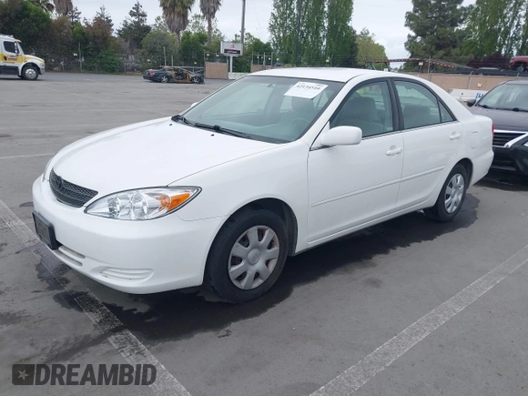 2004 Toyota Camry LE with VIN 4T1BE32K84U362436, listed as a IAAI auction lot 42134510 with 199,371 mi miles. Bid and sale history available at carsss.com. Image 2.