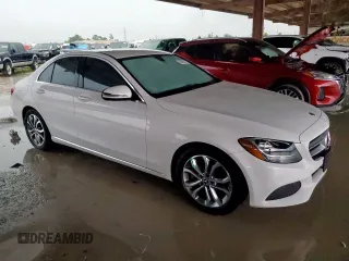 2017 Mercedes-Benz C 300 с VIN 55SWF4JB7HU222188, выставлен на аукционе Copart как лот 60906445 с пробегом 81 437 миль миль и Списание • Salvage title. История ставок и продаж доступна на DreamBid. Изображение 4.
