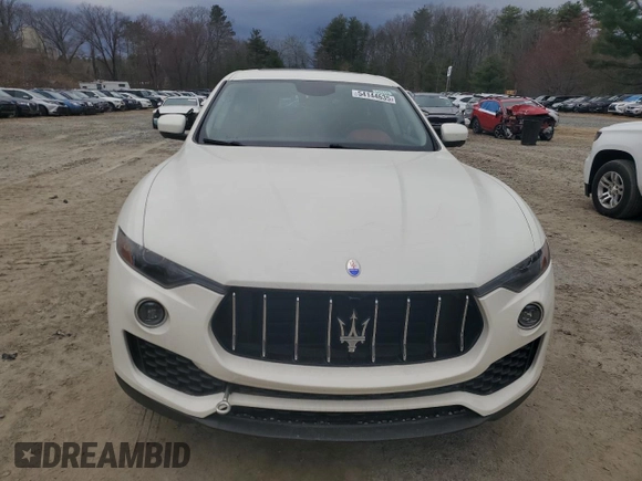 2017 Maserati Levante with VIN ZN661XUA1HX214581, listed as a Copart auction lot 54144635 with 68,096 mi miles and Clean Title. Bid and sale history available at carsss.com. Image 5.