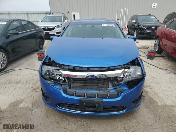 2011 Ford Fusion SE with VIN 3FAHP0HA6BR231540, listed as a Copart auction lot 51189835 with 159,969 mi miles and Non Repairable. Bid and sale history available at carsss.com. Image 5.