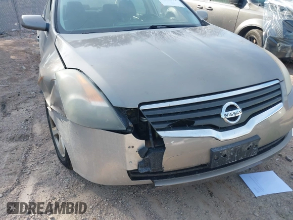 2007 Nissan Altima 2.5 S with VIN 1N4AL21E57C127603, listed as a IAAI auction lot 41771852 with 1 mi miles. Bid and sale history available at carsss.com. Image 6.