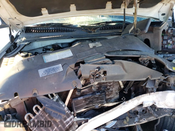 2000 GMC New Sierra 1500 SLE with VIN 2GTEK19T3Y1149523, listed as a Copart auction lot 82524164 with 356,646 mi miles and Non Repairable. Bid and sale history available at carsss.com. Image 11.