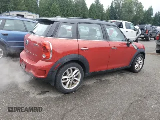 2014 MINI Countryman S with VIN WMWZC3C53EWP25410, listed as a Copart auction lot 62900915 with 122,088 mi miles and Clean title. Bid and sale history available at DreamBid. Image 3.