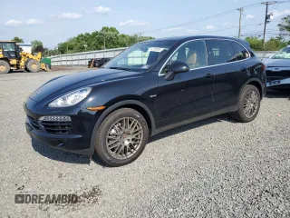 2014 Porsche Cayenne Diesel with VIN WP1AF2A2XELA38256, listed as a Copart auction lot 62299895 with 149,746 mi miles and Salvage title. Bid and sale history available at DreamBid. Image 1.