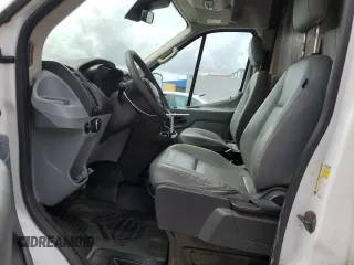 2017 Ford Transit z VIN 1FTYR2CM7HKA08891, wystawiony jako Copart lot #61787755 z przebiegiem 149 439 mil mil oraz Szkoda całkowita • Salvage title. Historia ofert i sprzedaży dostępna na DreamBid. Obrazek 7.
