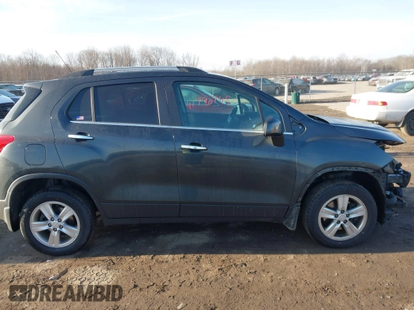 2018 Chevrolet Trax LT with VIN 3GNCJPSB6JL215329, listed as a IAAI auction lot 41790745 with 91,207 mi miles. Bid and sale history available at carsss.com. Image 13.