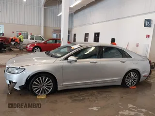 2017 Lincoln MKZ Select с VIN 3LN6L5D95HR624794, выставлен на аукционе IAAI как лот 41601895 с пробегом 81 972 миль миль и . История ставок и продаж доступна на DreamBid. Изображение 14.