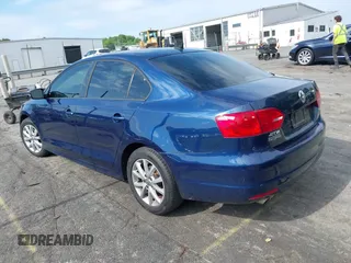 2012 Volkswagen Jetta SE with VIN 3VWDX7AJ1CM389470, listed as a IAAI auction lot 41011343 with 133,295 mi miles and . Bid and sale history available at DreamBid. Image 3.